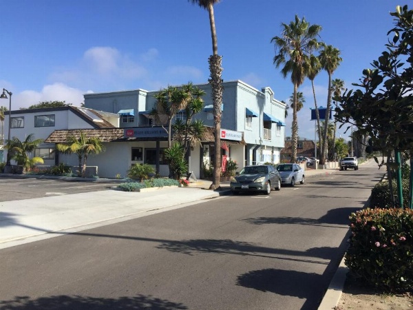 The Shores Inn dalam bahasa Indonesia adalah  image 32